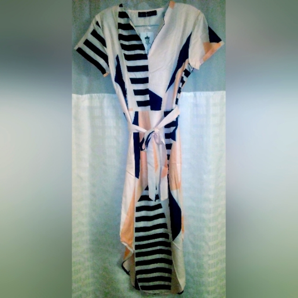 Venus color-block pink and navy dress.